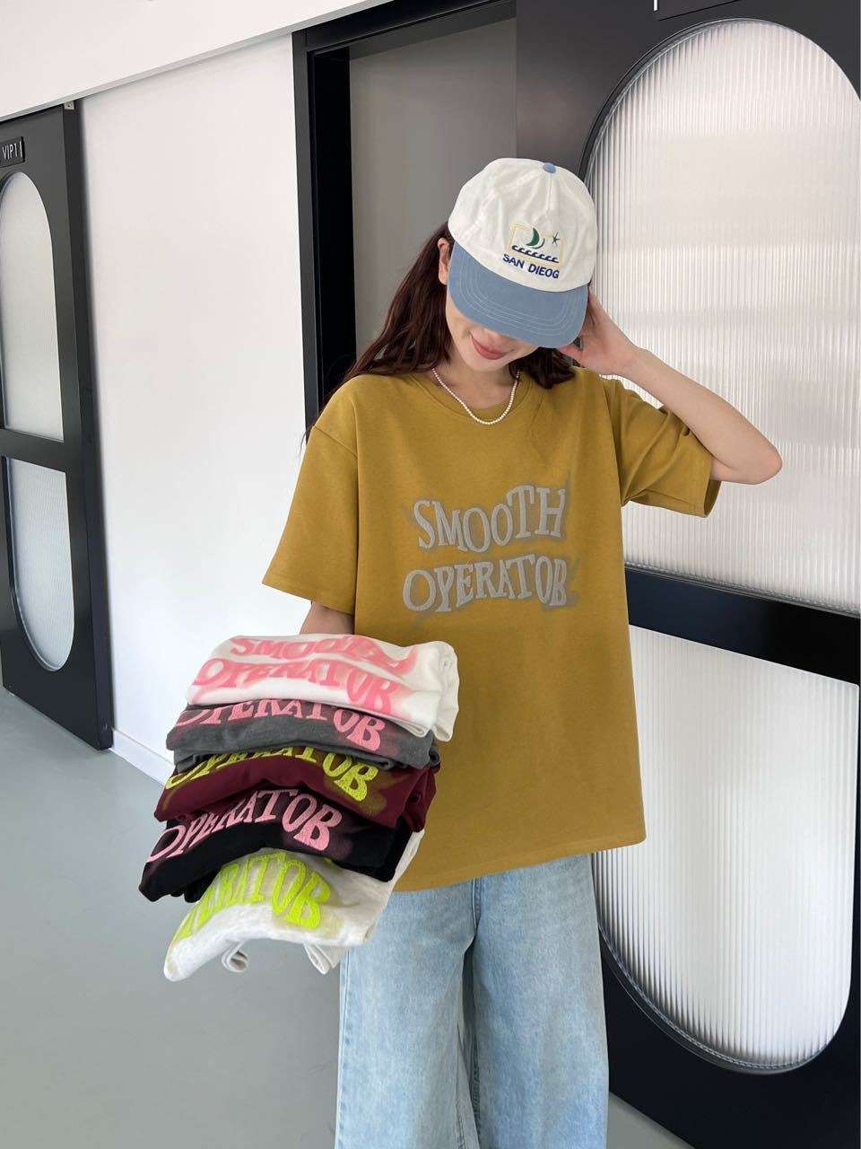 韓国ファッション ゆるふわレタリング半袖シャツ