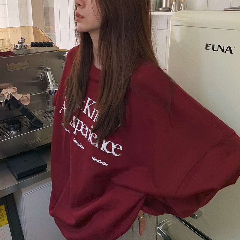 韓国ファッション レトロフォント入りルーズスウェット