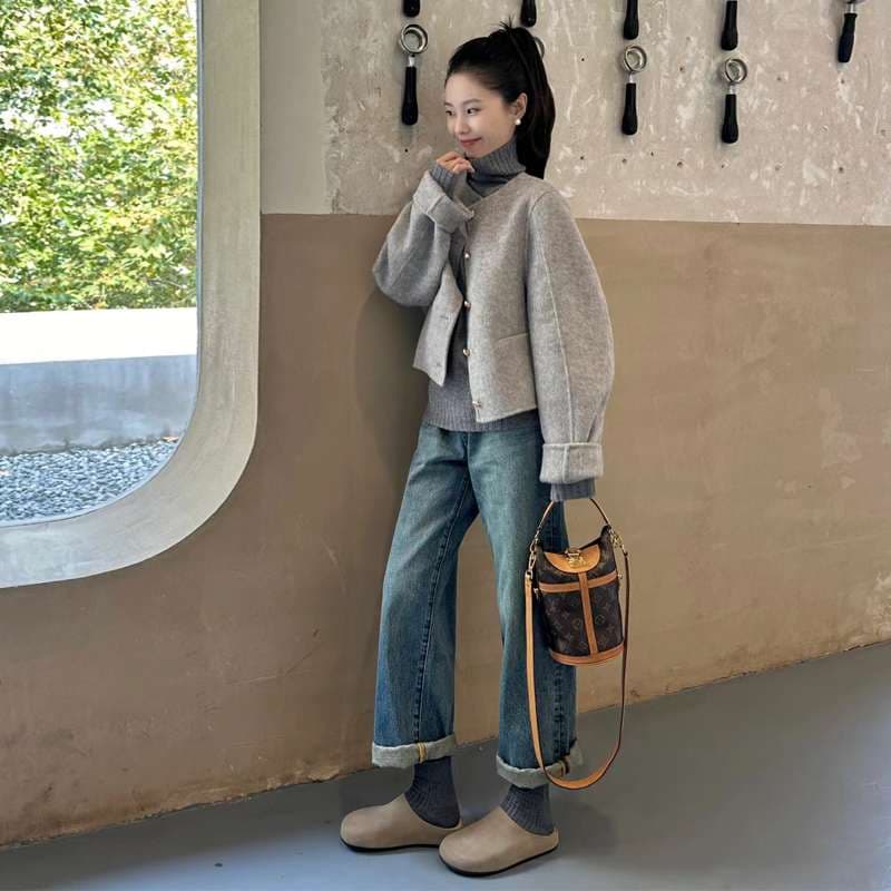 韓国ファッション ゆったりニットカーディガン
