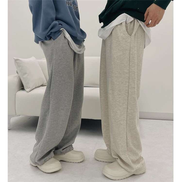 韓国ファッション ワイドパンツ×オーバーサイズスウェット