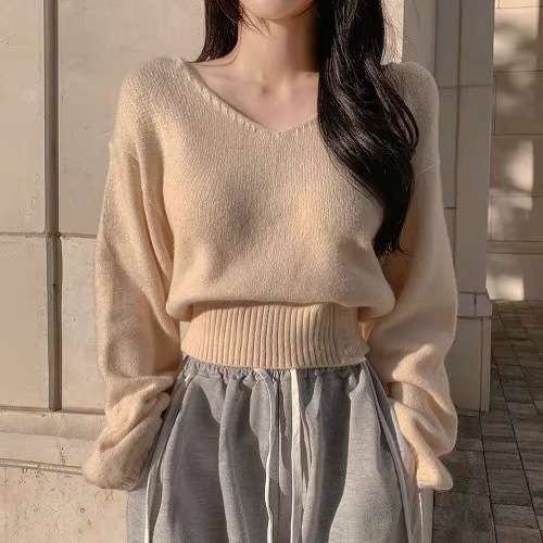 韓国ファッション ボタン付きリブニットオフショルダー