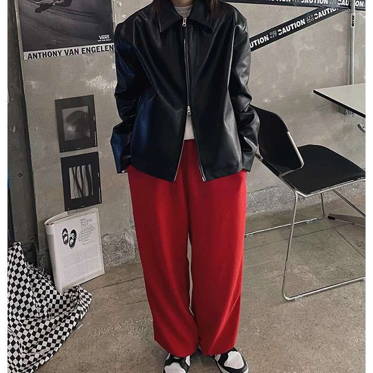 韓国ファッション ワイドパンツ×オーバーサイズスウェット