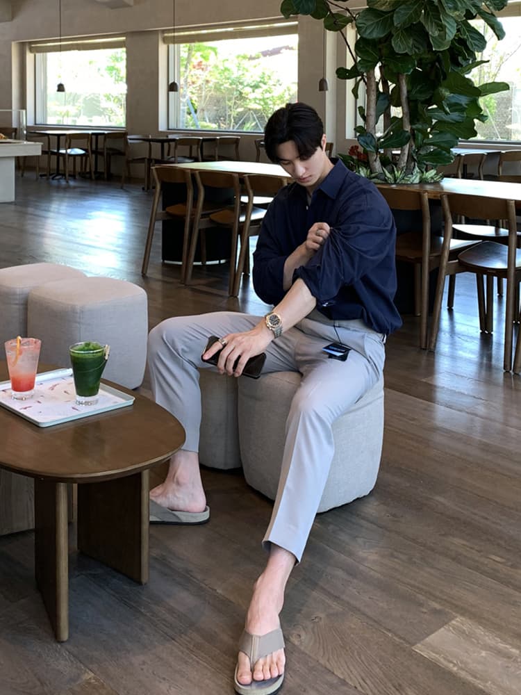 韓国ファッション ゆったりオーバーシルエットシャツ