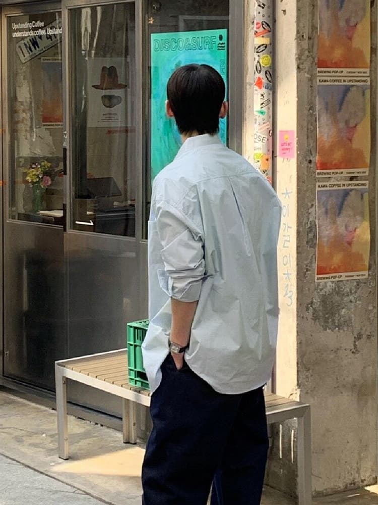 韓国ファッション 柔らか素材のゆったりシャツ